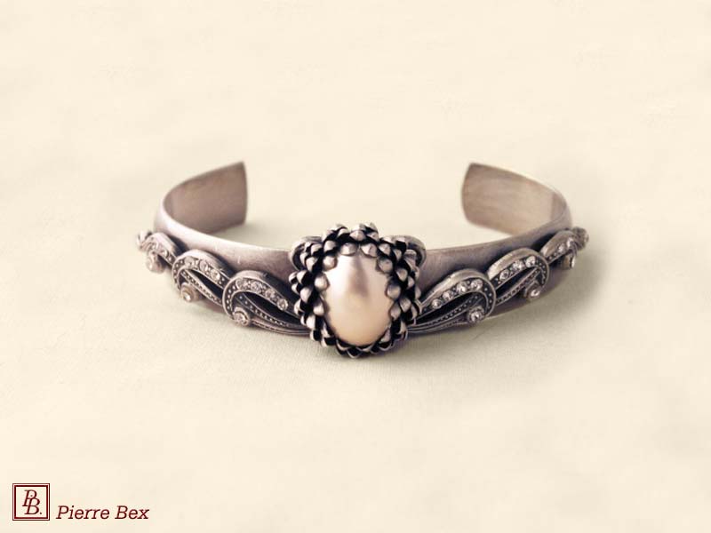 Pierre Bex Art-Deco bracelet with rhinestones and pearl 46722-01