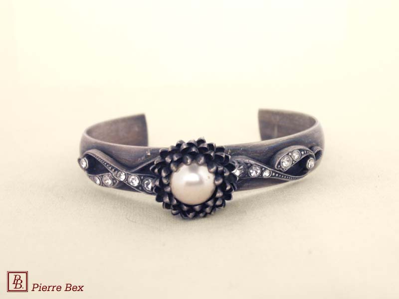 Pierre Bex Art-Deco bracelet with rhinestones and pearl 46722-03