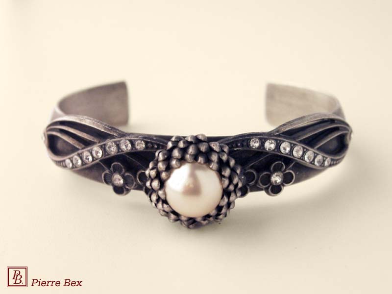 Pierre Bex Art-Deco bracelet with rhinestones and pearl 46722-04